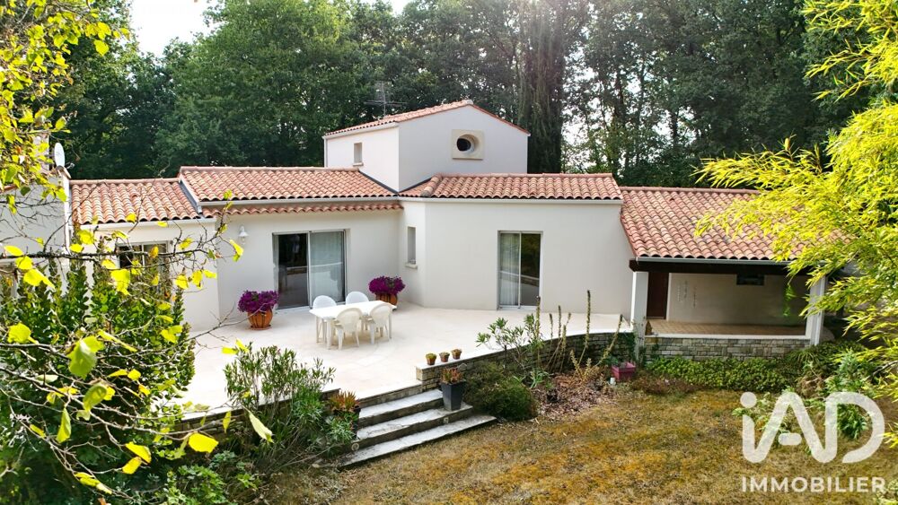 Vente Maison Vente Maison/villa 6 pièces Pisany