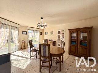  Maison à vendre 8 pièces 215 m²