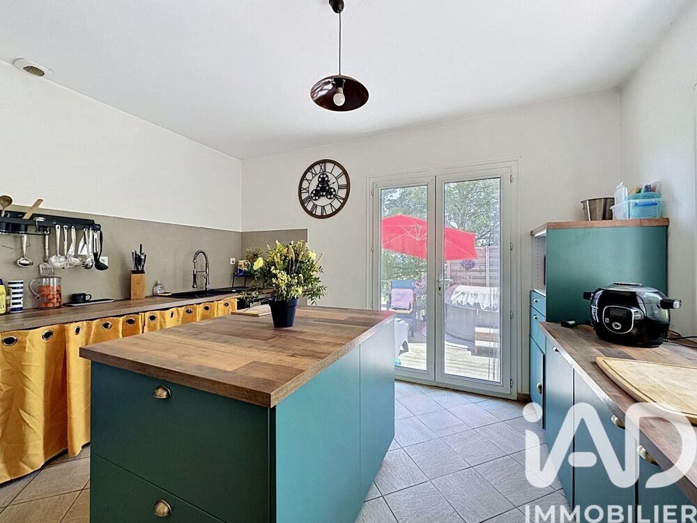 Vente Maison Vente Maison traditionnelle 5 pièces Saint-vincent-d'autéjac