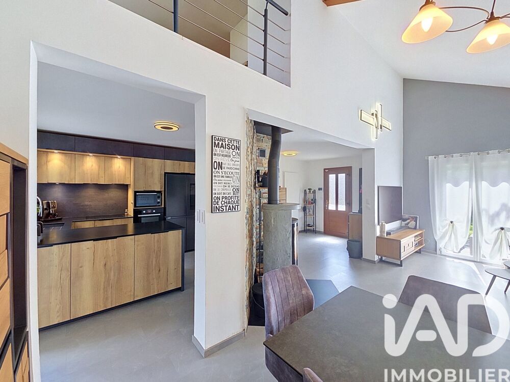 à vendre  Maison Thoiry (01710)