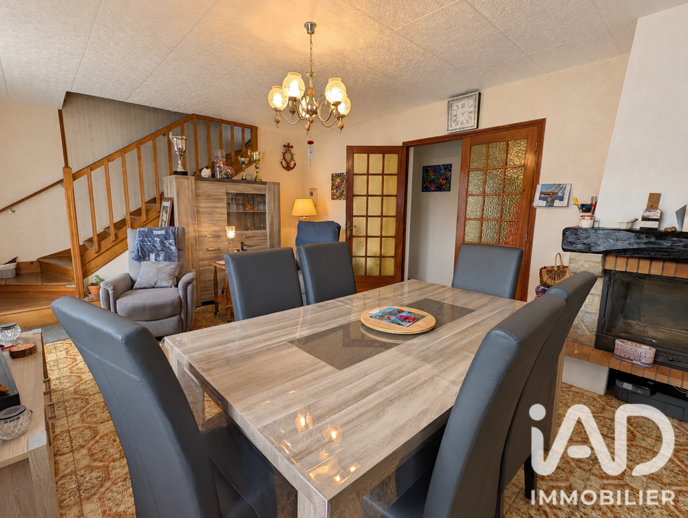 Vente Maison Vente Maison de ville 6 pièces La châtre