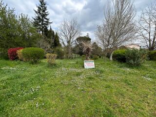  Terrain à vendre 805 m²
