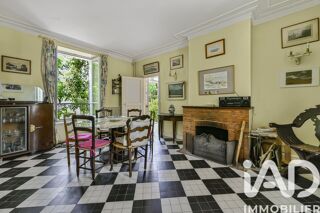  Maison à vendre 11 pièces 266 m²