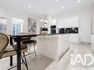  Appartement à vendre 5 pièces 143 m²