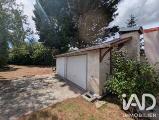  Maison à vendre 8 pièces 221 m²