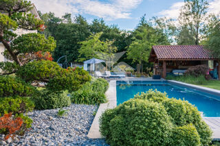 Maison à vendre 8 pièces 330 m²