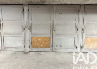  Parking / Garage à vendre 75 m²