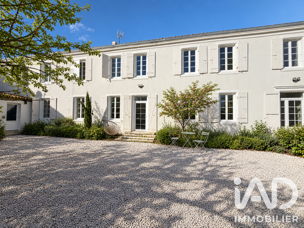 Vente Maison Vente Demeure 8 pièces La rochelle