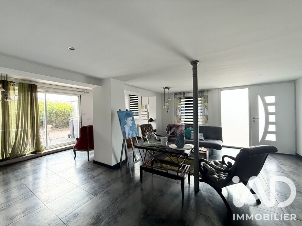 Vente Maison Vente Maison/villa 7 pièces Vaux-le-pénil