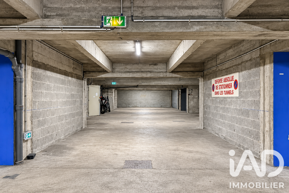 Vente Parking/Garage Vente Parking 20 m&sup2; Paris 8