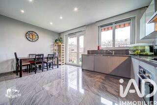  Appartement à vendre 8 pièces 163 m²