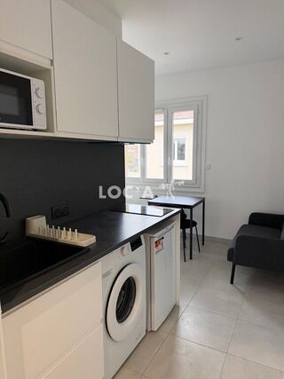 Appartement à louer 2 pièces 27 m²