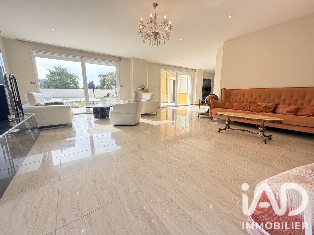 Vente Maison Vente Demeure 9 pièces Autun