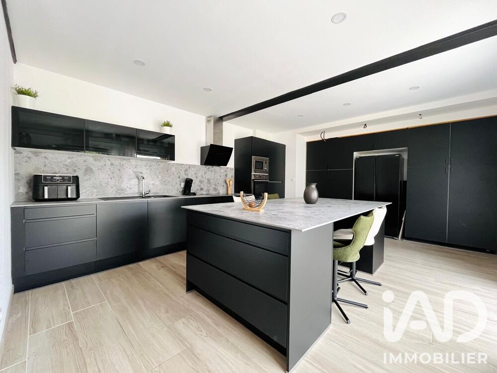 Vente Maison Vente Maison traditionnelle 10 pièces Neuves-maisons