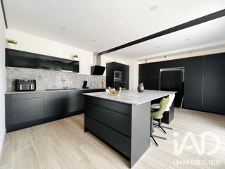  Maison à vendre 10 pièces 303 m²