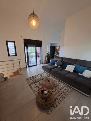  Maison à louer 5 pièces 158 m²