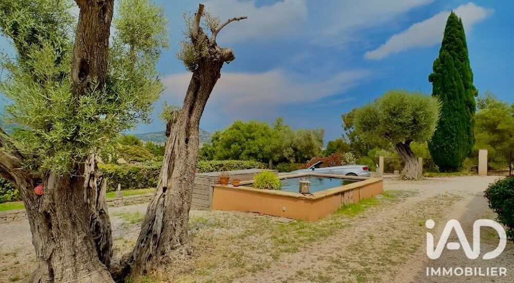 à vendre  Maison Hyères (83400)
