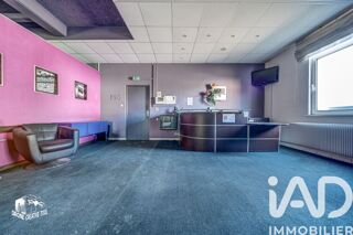  Immeuble à vendre 674 m²