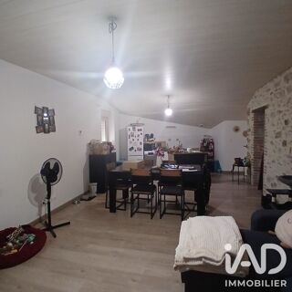  Appartement à louer 2 pièces 74 m²