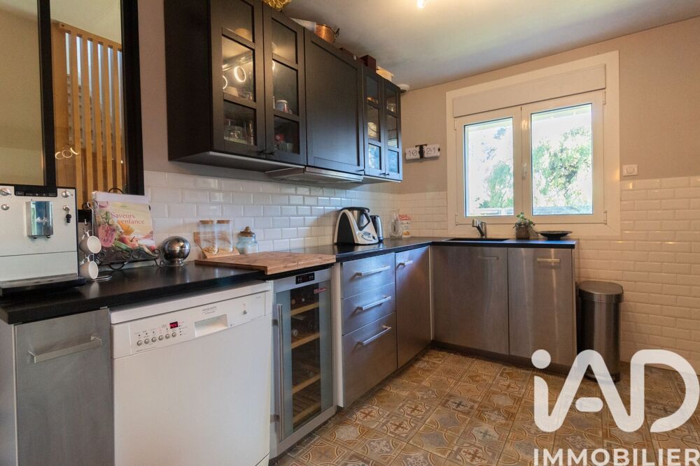 Vente Maison Vente Maison traditionnelle 9 pièces Les loges-en-josas