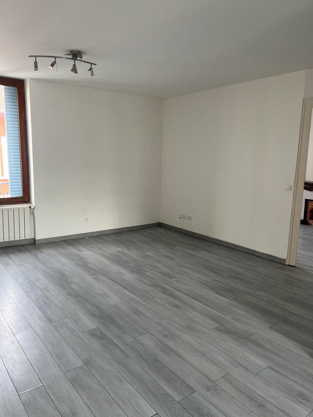 Location Appartement T3 14 rue du 1er mai Rive de Gier Rive-de-gier