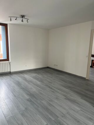 Location Appartement T3 14 rue du 1er mai Rive de Gier Rive-de-gier