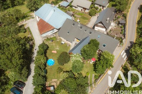   Vente Maison/villa 8 pièces Maison - 8 pièce(s) - 224 m²