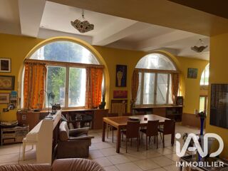  Maison à vendre 15 + pièces 889 m²