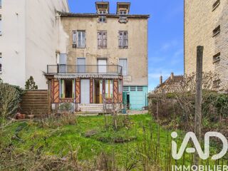 Immeuble à vendre 204 m²