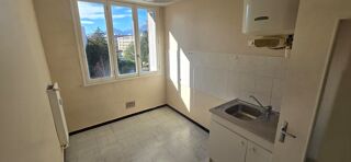 location Appartement - 1 pièce(s) - 27 m² Le Pont-de-Claix (38800)