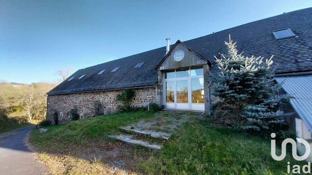 Vente Maison Vente Maison traditionnelle 18 pièces La tour d'auvergne