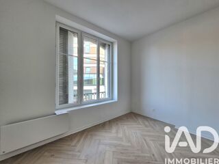  Appartement à louer 2 pièces 32 m²