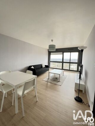  Appartement à louer 3 pièces 66 m²