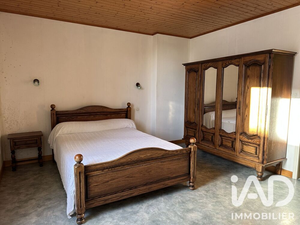Vente Maison Vente Maison/villa 6 pièces Sainte-gemme-la-plaine