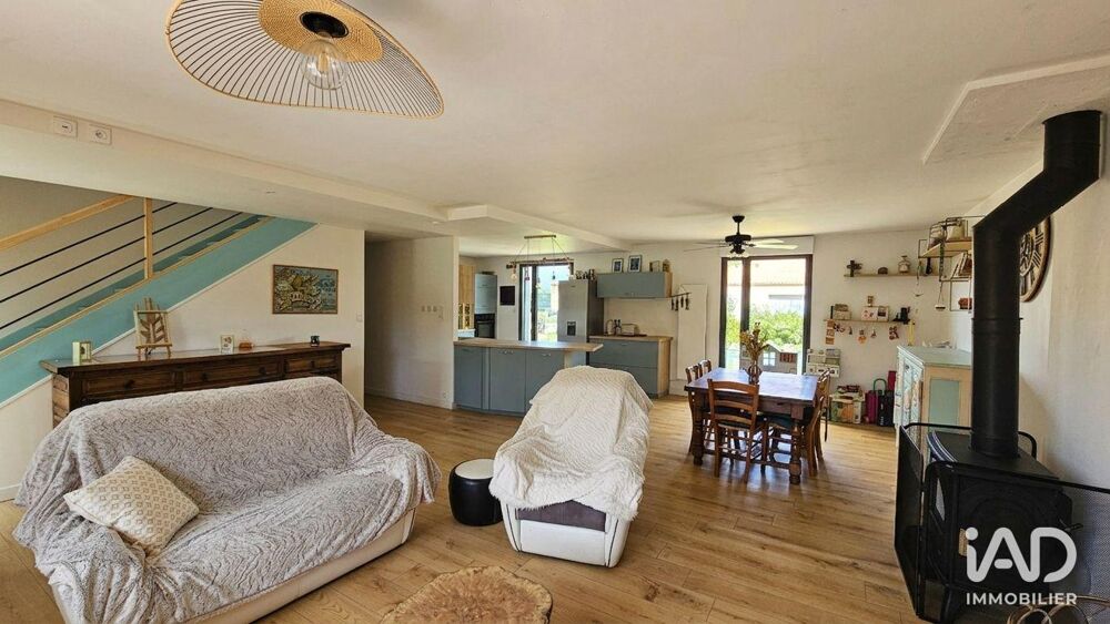 vente Maison - 6 pièce(s) - 169 m² Saint-Colomban (44310)
