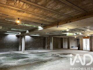  Immeuble à vendre 1600 m²