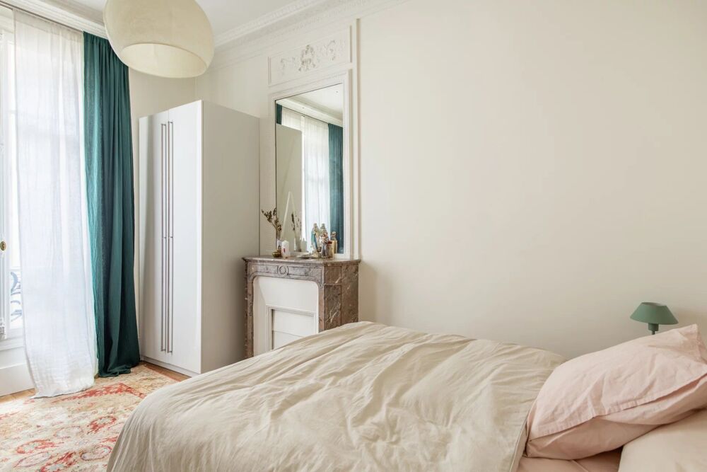 Location Appartement Exceptionnel 4 Pièces de 141 m² – Paris 17ème (Ternes) Paris 17