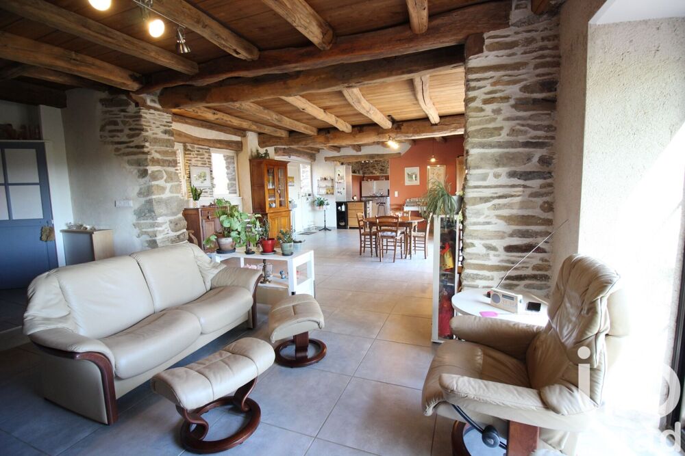 Vente Maison Vente Maison de campagne 9 pièces Saint-cirgue