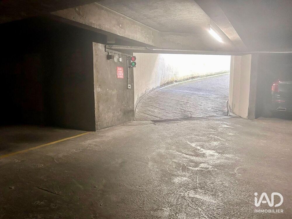 Vente Parking/Garage Vente Parking 16 m&sup2; Paris 19