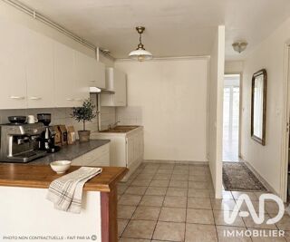  Immeuble à vendre 163 m²