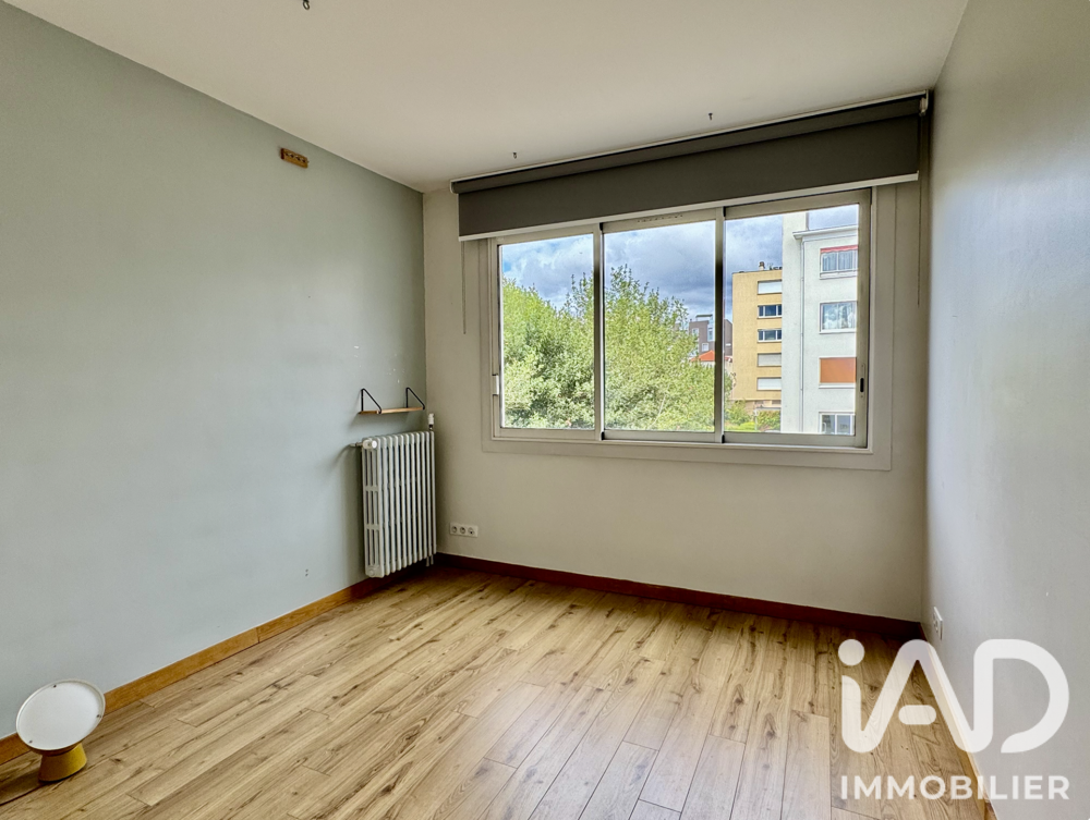 à vendre  Appartement Suresnes (92150)