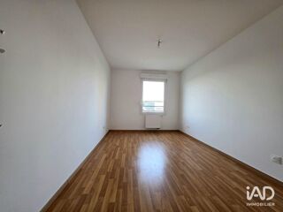  Appartement à louer 4 pièces 86 m²
