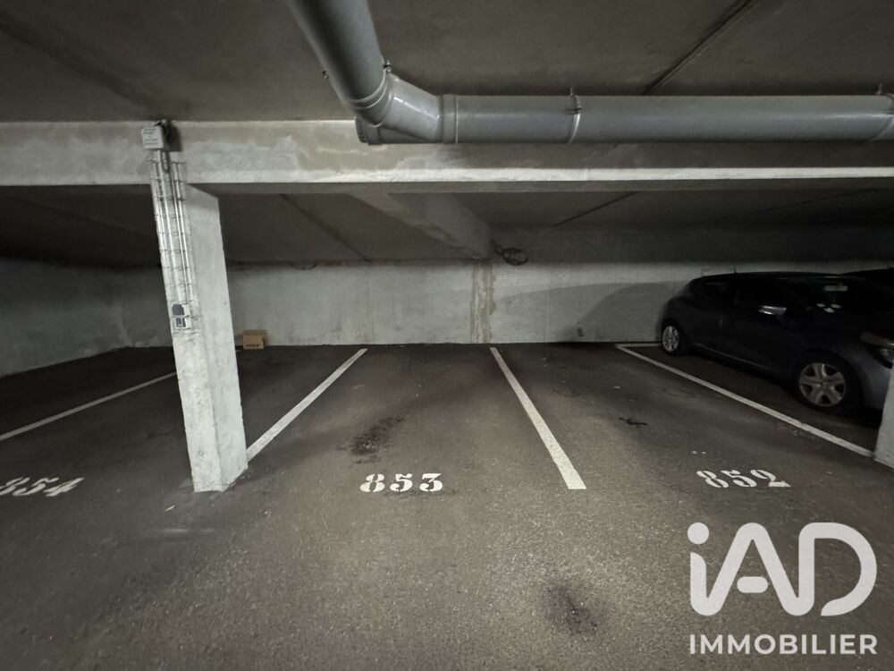 Vente Parking/Garage Vente Parking 12 m&sup2; Saint-sébastien-sur-loire