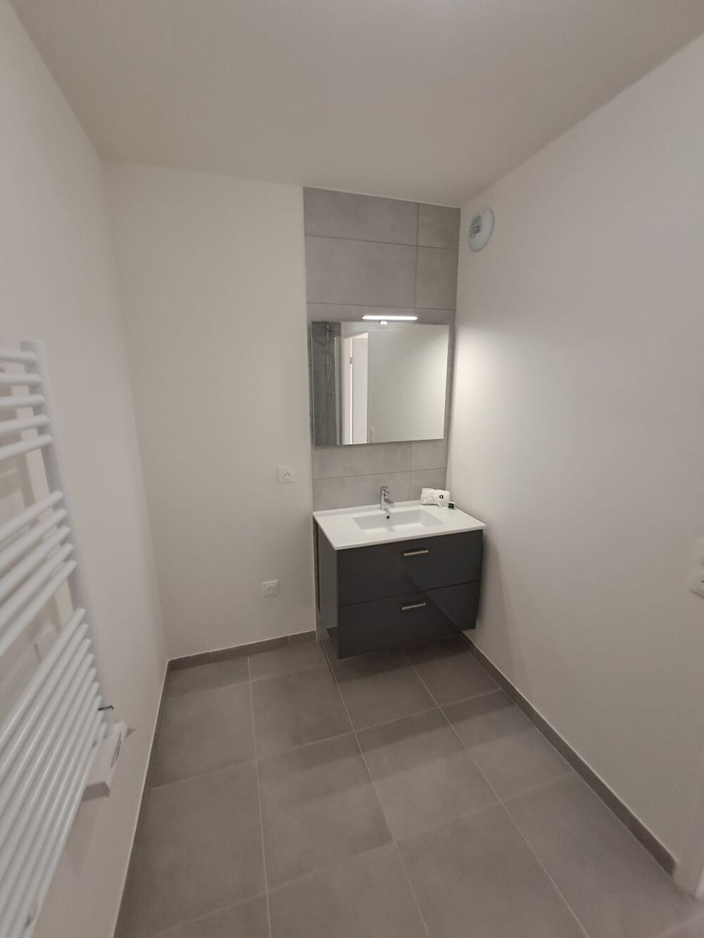 Appartement 3 pièces dans résidence neuve