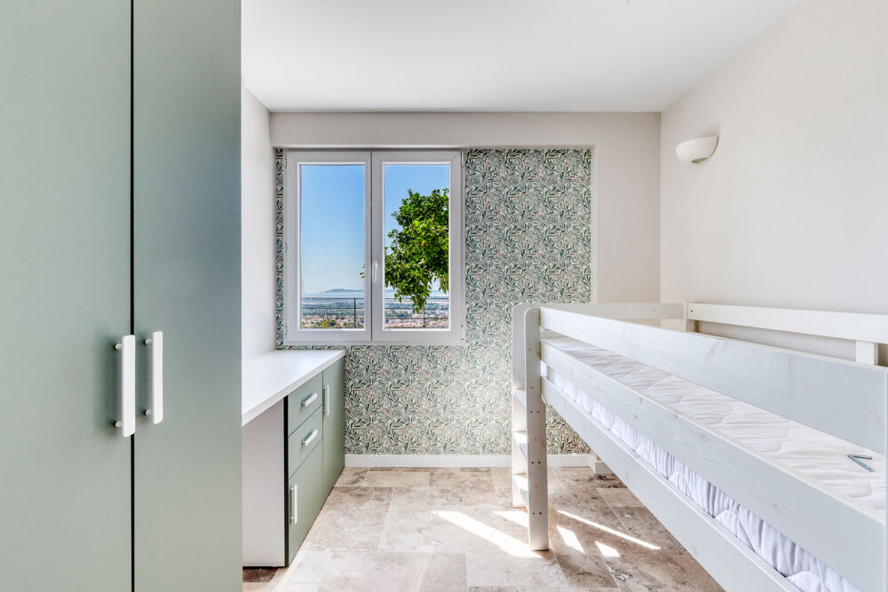 � vendre  Maison Hy�res (83400)