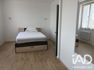  Appartement à louer 4 pièces 103 m²