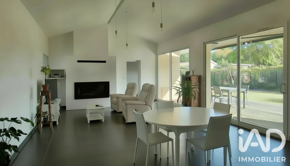 Vente Maison Vente Maison d'architecte 5 pièces Saint-selve