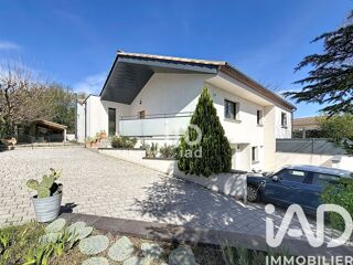  Maison � vendre 8 pi�ces 236 m�