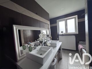  Maison � vendre 7 pi�ces 180 m�