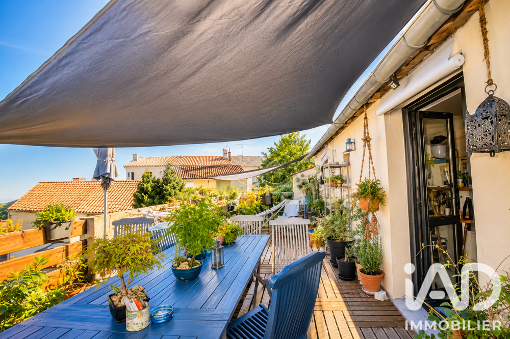 Vente Immeuble Vente Immeuble 604 m&sup2; Saint-jean-d'angély